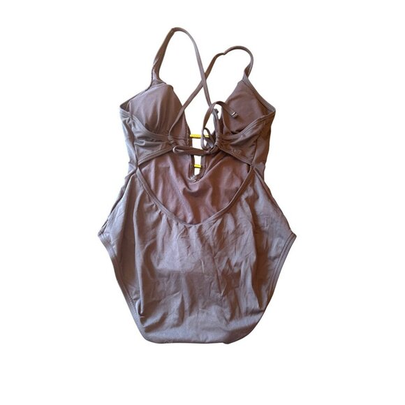 Carmen Marc Valvo Black One-Piece Swimsuit Gold Accent & Crisscross Back Size 8 - Picture 3 of 6